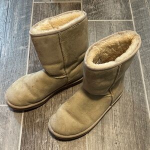 UGG Tan Mid Calf Height Boots